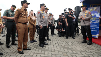 Jelang Mudik Lebaran, Gubernur Jateng Bersama Kapolri Cek Kesiapan Pos Terpadu dan Layanan Valet Ride