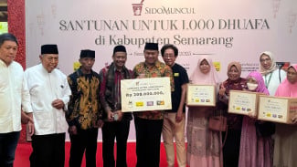Sido Muncul Berbagi Kebahagiaan di Bulan Ramadhan, Beri Bantuan Untuk 1.000 Warga Dhuafa di Semarang