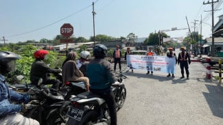 KAI Daop 4 Semarang Imbau Masyarakat Waspada di Perlintasan