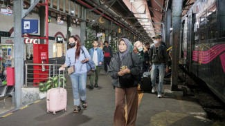 Jumlah Kedatangan Penumpang di Stasiun Daop 4 Semarang Meningkat
