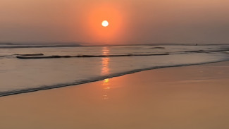 Pantai Mliwis Kebumen Jadi Obyek Wisata Bertiket Paling Banyak Dikunjungo Selama Lebaran, Semarang Masuk Nggak?
