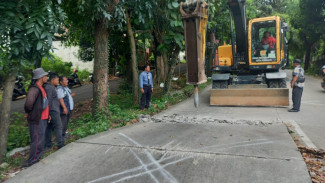 Pemkot Semarang Kebut Perbaikan Jalan Tanjakan Trangkil, Gunungpati yang Ambles
