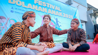 Gadget Minggir Dulu! Ini Serunya Festival Dolanan Anak di UNNES Semarang