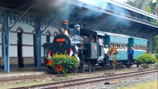 Museum Kereta Api Kuno Ambarawa, Rute dari Semarang dan Jadwal Buka