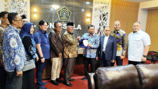 Kunjungi Unissula, Herman Khaeron Sebut Perguruan Tinggi Berperan Sentral dalam Peningkatan Kualitas SDM