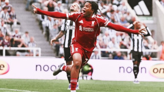 Profil Rio Ngumoha: Si Bocah Usia SMA yang Cetak Rekor Gol Untuk Liverpool