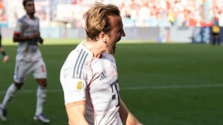 Kane Hattrick, Bayern Muenchen Kalahkan Hoffenheim 4-1