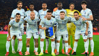 Inter Milan Hantam AS Roma dan Rebut Puncak Klasemen Serie A