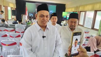 Mengukir Manfaat Rumah Dinas, Sarif Abdillah Membuka Rumdin Untuk Rumah Aspirasi Santri dan Rakyat