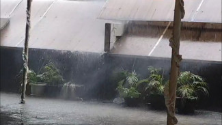 Jawa Tengah Diprediksi Diguyur Hujan Sore Hari, BMKG Ingatkan Hal Ini