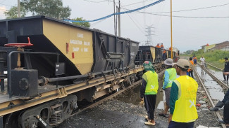 KAI Tinggikan Perlintasan Rel, Jalan Kaligawe Ditutup Pada Jam-Jam Ini
