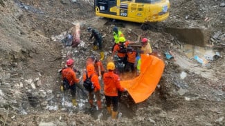 Berpacu dengan Hujan, Tim SAR Kembali Temukan 2 Korban Longsor Banjarnegara