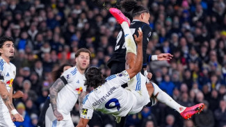 Chelsea Tumbang di Kandang Leeds United