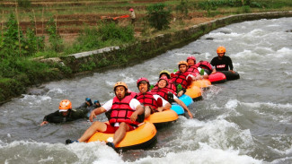Pilihan Tempat Wisata Dekat Stasiun Pekalongan, Dari Batik Hingga Arung Jeram Pedesaan