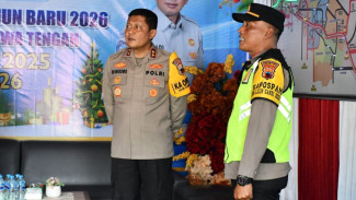 Kapolda Jateng Tinjau Pos Pelayanan Tawangmangu, Pastikan Pengamanan Nataru