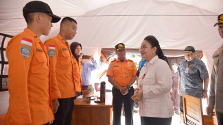 Wali Kota Agustina Tinjau Kesiapan Layanan Posko Nataru