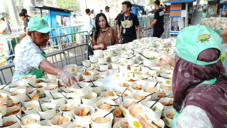 LEPRID Catat Rekor Penyajian dan Makan Mie Ayam Terbanyak Dalam Sriboga Festival 2026