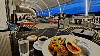 Sajian Berbuka Puasa Ala Turki Dengan Keindahan Gunung Merbabu Dan Telomoyo