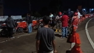 Truk Rem Blong Tabrak 8 Motor Dan Mobil, 8 Orang Luka - Luka Di Simoanh Exit Tol Bawen