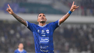 Menolak Tua, Striker PSIS Beto Goncalves Cetak Hattrick di Usia 45 Tahun