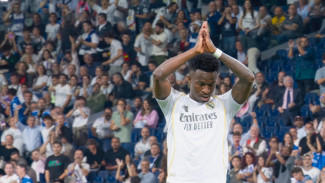 Vinicius Jr Cetak Gol Lalu Minta Maaf ke Suporter Real Madrid, Mengapa?