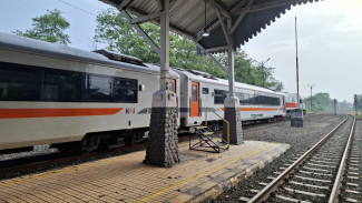 Stasiun Comal Mulai Beroperasi, 34 Penumpang Tiba di Hari Pertama