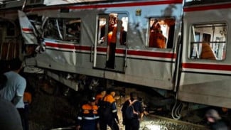 Kecelakaan Kereta di Bekasi Timur, 13 Perjalanan Kereta Api Dibatalkan Termasuk dari Semarang