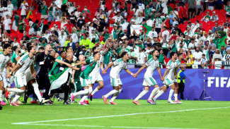 Aljazair Lolos, Iran Jadi Korban dan Tersingkir