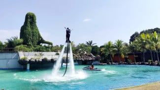 Dusun Semilir Hadirkan Kembali Atraksi Air Flyboard di Masa Libur Panjang Sekolah