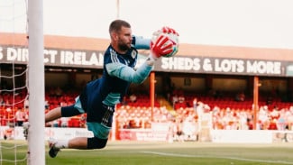 Maarten Paes Bawa Ajax Lolos ke Babak Play-Off Liga Conference Eropa