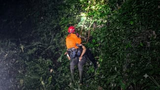 Peneliti Jatuh di Curug Lawe, Evakuasi Berlangsung Dramatis