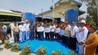 KAI Daop 4 Semarang Bantu Air Bersih dan Sembako untuk Warga di Grobogan
