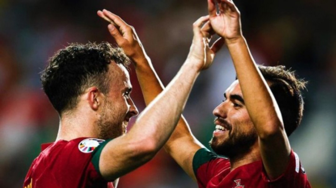 Diogo Jota rayakan gol ke gawang Luxemburg. (IG @Portugal)