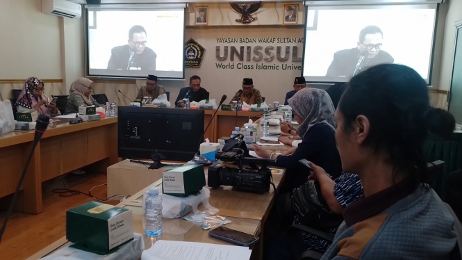 Rektor Unissula saat Umumkan PMB 2024.