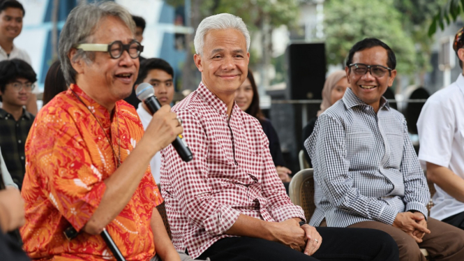 Ganjar-Mahfud kumpul bareng budayawan dan komika di Jakarta.