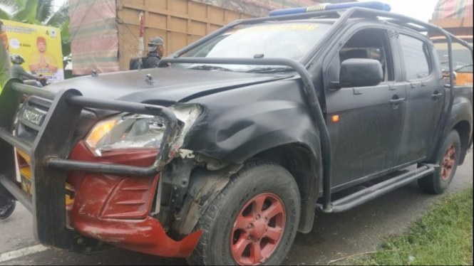 Mobil rombongan Anies yang kecelakaan di Aceh.