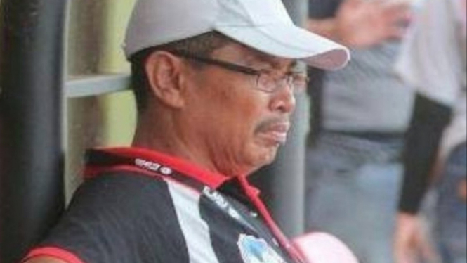 Edy Paryono saat masih melatih.