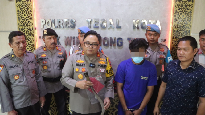 Polisi amankan pelaku konvoi bawa senjata tajam di Tegal.