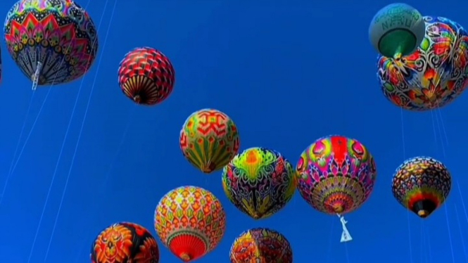 Meriahnya Festival Balon Udara Tradisional Lebaran di Wonosobo.