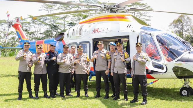 Kapolda Jateng pimpin pantauan udara arus mudik Lebaran 2024.