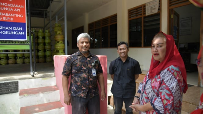 Wali Kota Semarang Hevearita sidak ke agen LPG.