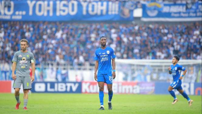 Pemain PSIS Boubakary Diarra