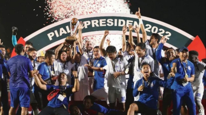 Piala Presiden tahun sebelumnya.