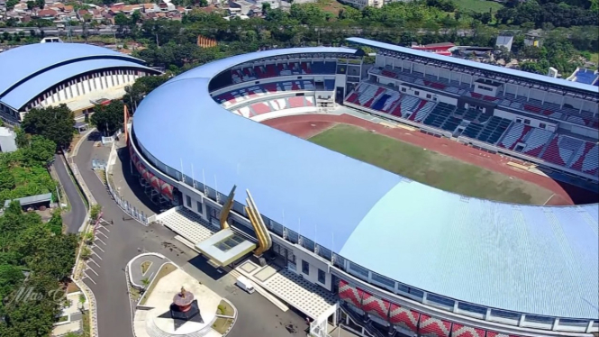 Kandang PSIS Stadion Jatidiri Semarang masih direnovasi.