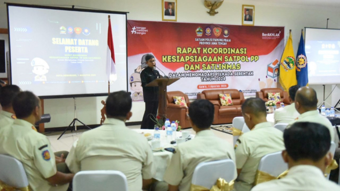 Sekda Jateng Sumarno saat Rakor hadapi Pilkada 2024