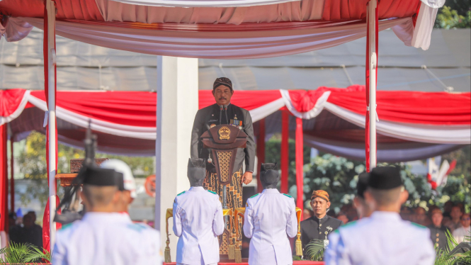 Pj Gubernur Jateng pimpin upacara HUT Kemerdekaan RI