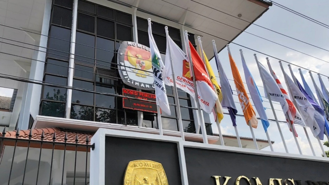 Kantor KPU Provinsi Jawa Tengah.