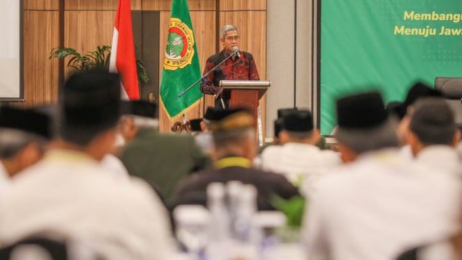 Sekda Jateng saat membuka rapat pimpinan LDII wilayah Jateng