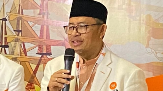 Plh Presiden PKS Ahmad Heryawan.