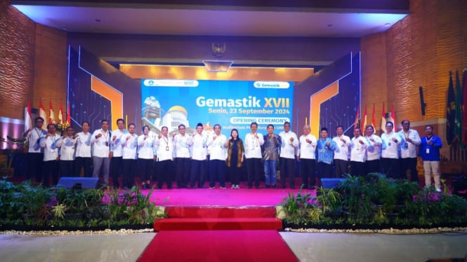 Pembukaan Gastik XVII di Unnes Semarang